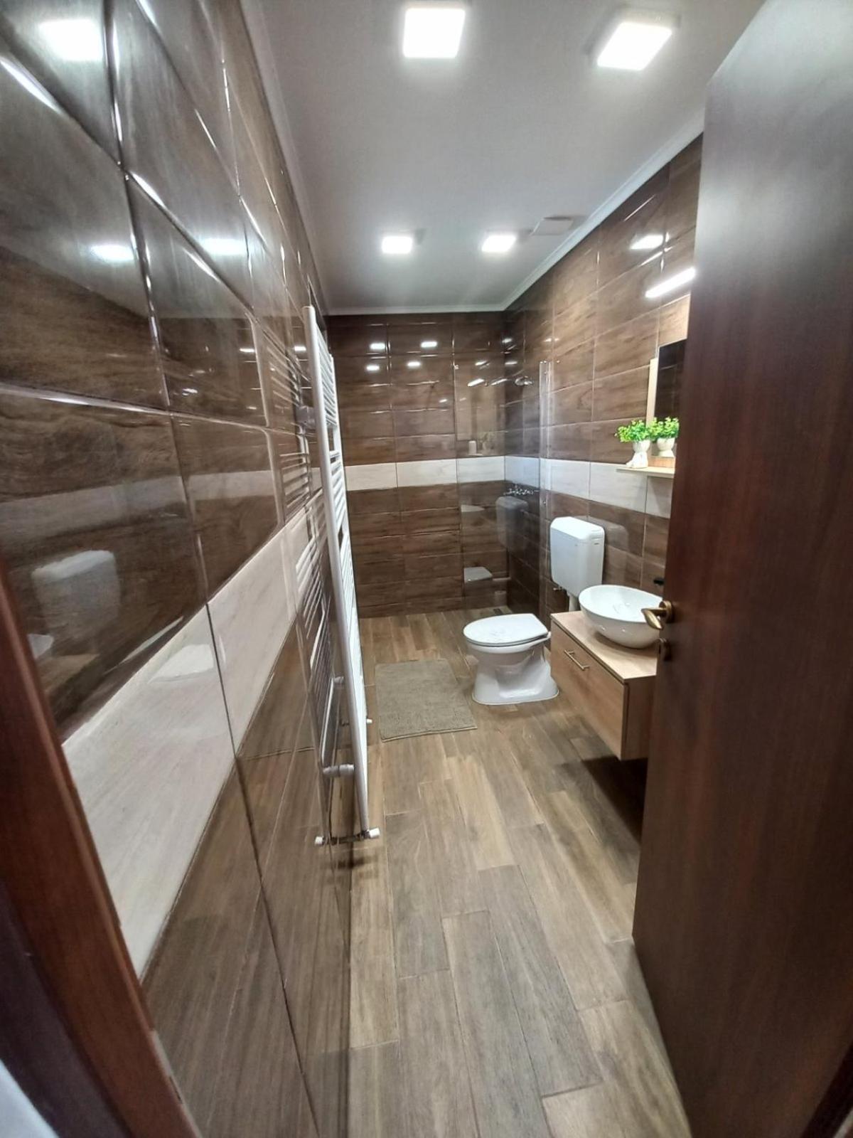 Oázis Apartman Sárospatak Esterno foto