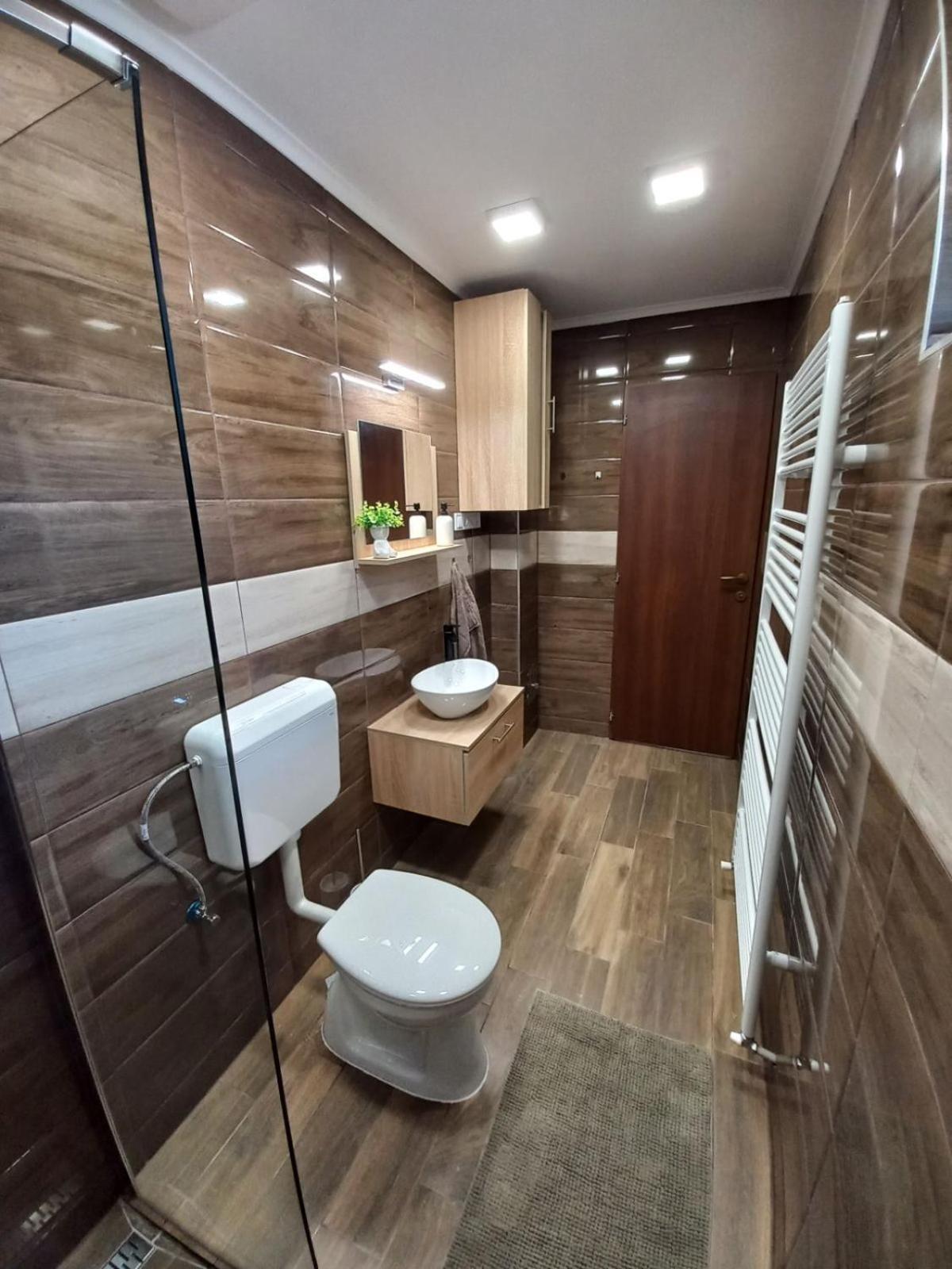 Oázis Apartman Sárospatak Esterno foto